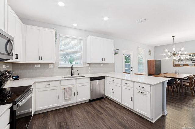 7974 HANGING BR, San Antonio, TX 78253