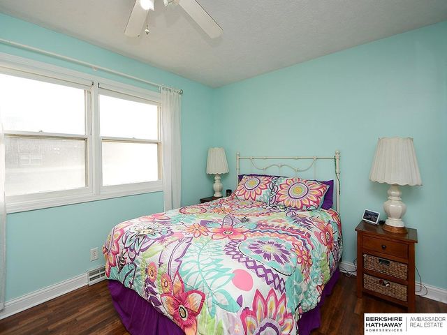 8609 S 46th Avenue, Omaha, NE 68157