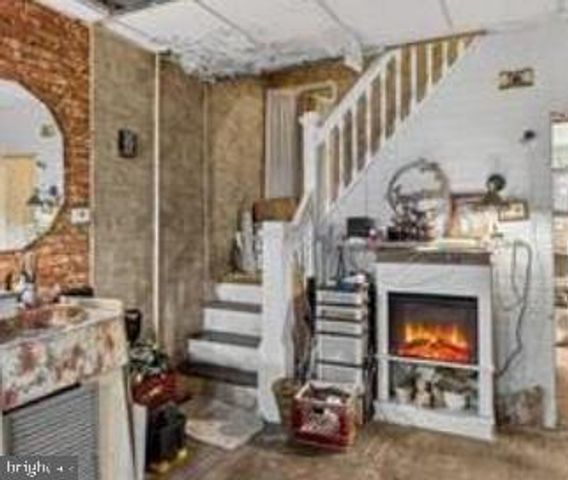 19 E PATTERSON ST, Lansford, PA 18232