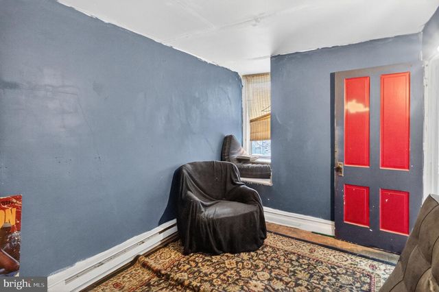 19 E PATTERSON ST, Lansford, PA 18232