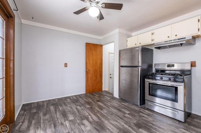 13441 Carol Avenue, Warren, MI 48088