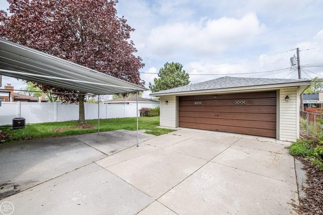 13441 Carol Avenue, Warren, MI 48088