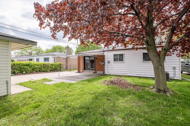 13441 Carol Avenue, Warren, MI 48088