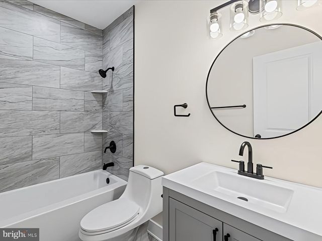 5726 VINE ST, Philadelphia, PA 19139