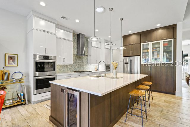 2 Fiddler Crab Ct, Bluffton, SC 29910