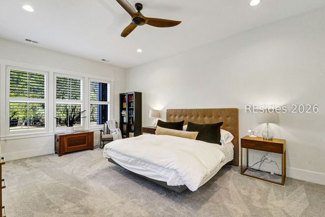 2 Fiddler Crab Ct, Bluffton, SC 29910