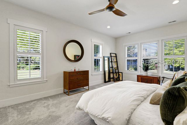 2 Fiddler Crab Ct, Bluffton, SC 29910