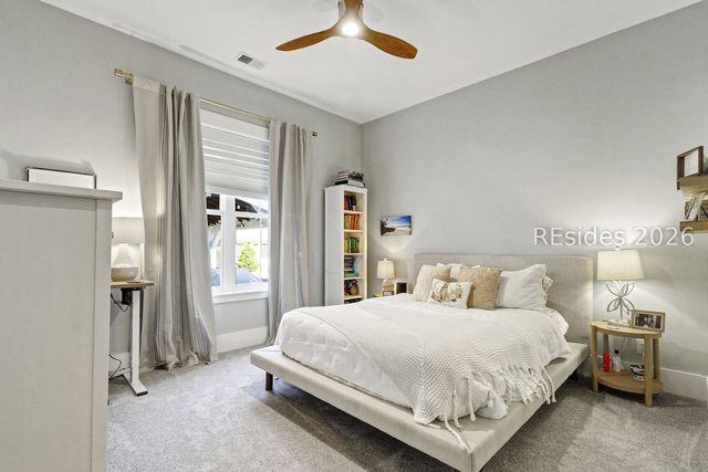 2 Fiddler Crab Ct, Bluffton, SC 29910