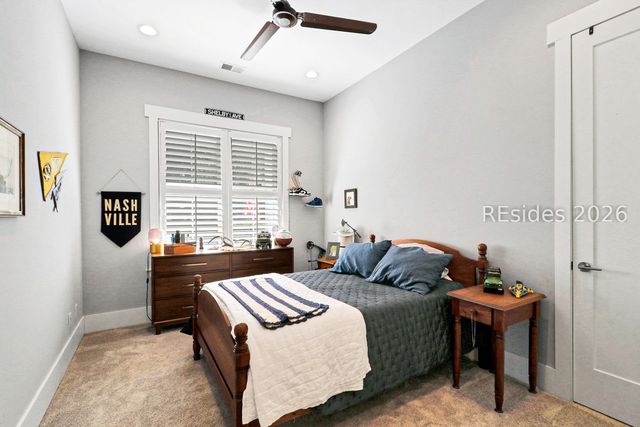 2 Fiddler Crab Ct, Bluffton, SC 29910