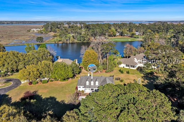 2 Fiddler Crab Ct, Bluffton, SC 29910