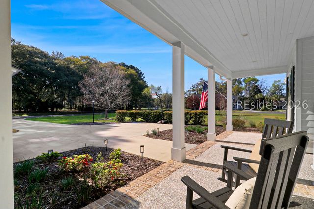 2 Fiddler Crab Ct, Bluffton, SC 29910