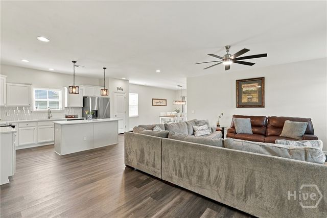 264 Beecher Drive, Richmond Hill, GA 31324