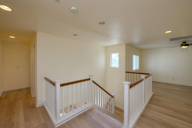 1441 Shearwater Dr, Patterson, CA 95363