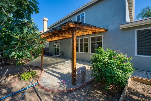 1441 Shearwater Dr, Patterson, CA 95363