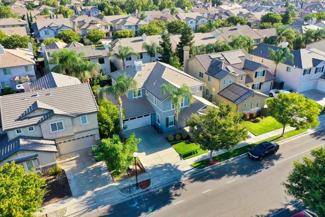 1441 Shearwater Dr, Patterson, CA 95363