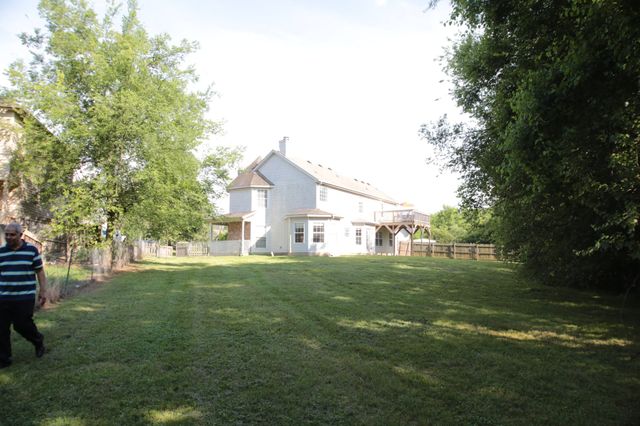 1828 Rory Cv, La Vergne, TN 37086