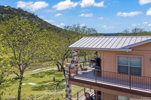 540 River Run Apt 301, New Braunfels, TX 78132