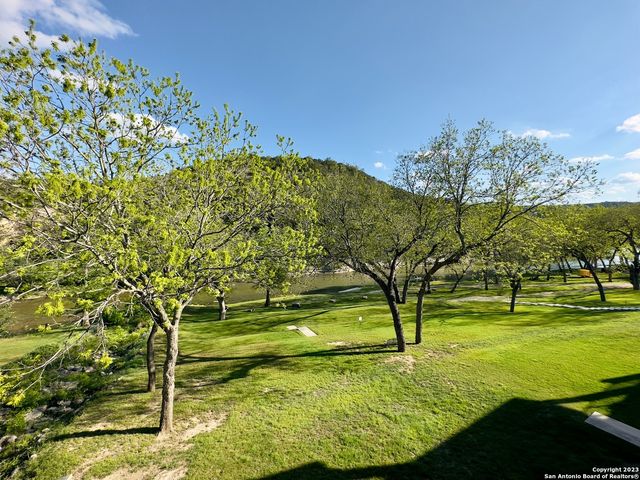 540 River Run Apt 301, New Braunfels, TX 78132