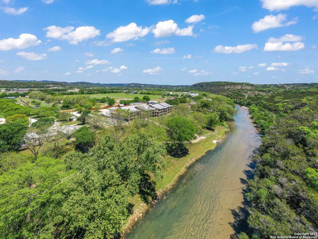 540 River Run Apt 301, New Braunfels, TX 78132