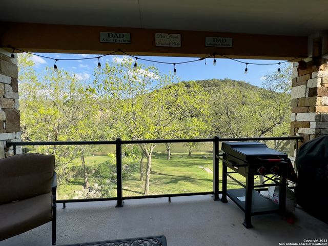 540 River Run Apt 301, New Braunfels, TX 78132