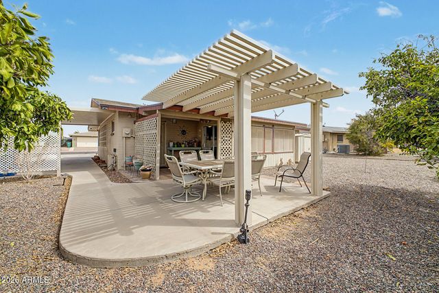 6121 E BILLINGS Street, Mesa, AZ 85205