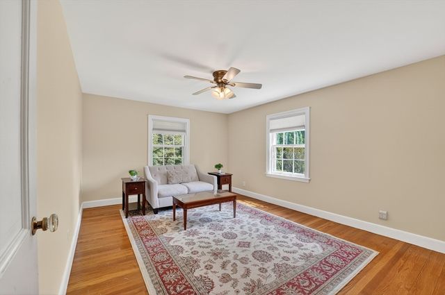 490 Webster St, Needham, MA 02494