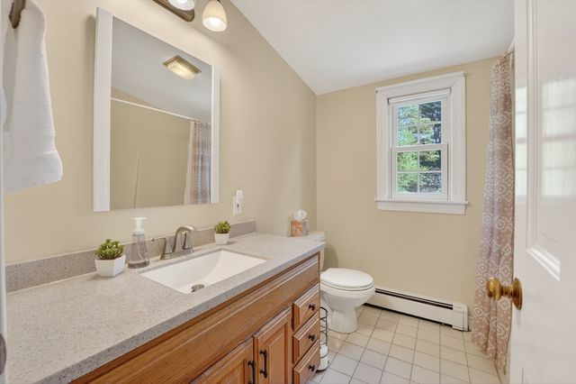 490 Webster St, Needham, MA 02494