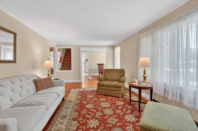 490 Webster St, Needham, MA 02494