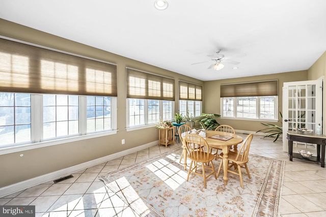 1040 BUCKTAIL WAY, West Chester, PA 19382