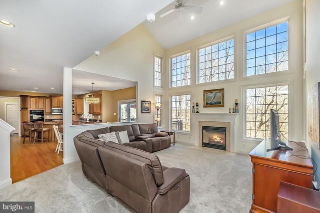 1040 BUCKTAIL WAY, West Chester, PA 19382