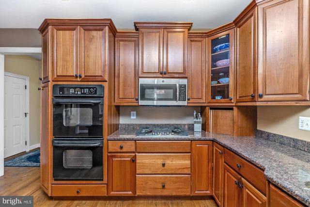 1040 BUCKTAIL WAY, West Chester, PA 19382