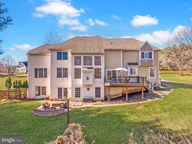 1040 BUCKTAIL WAY, West Chester, PA 19382