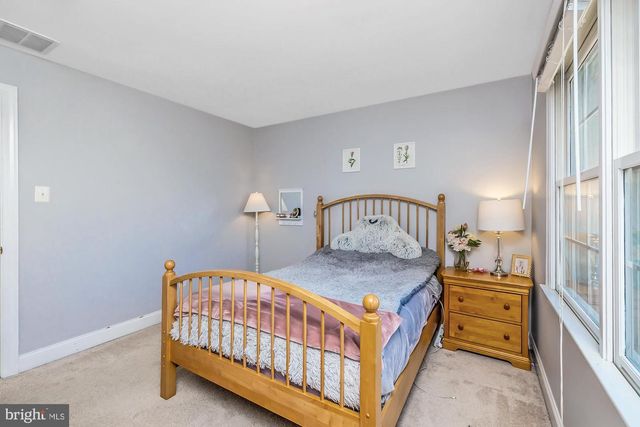 1040 BUCKTAIL WAY, West Chester, PA 19382