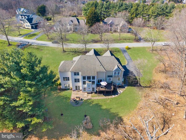 1040 BUCKTAIL WAY, West Chester, PA 19382