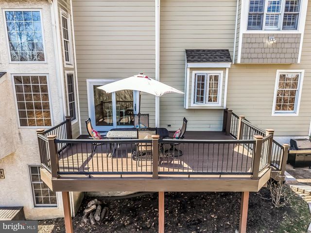 1040 BUCKTAIL WAY, West Chester, PA 19382