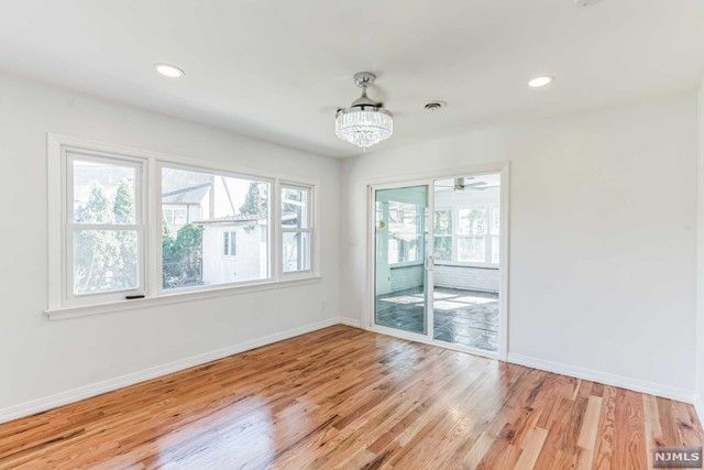 130 Mount Pleasant Avenue, Wallington, NJ 07057