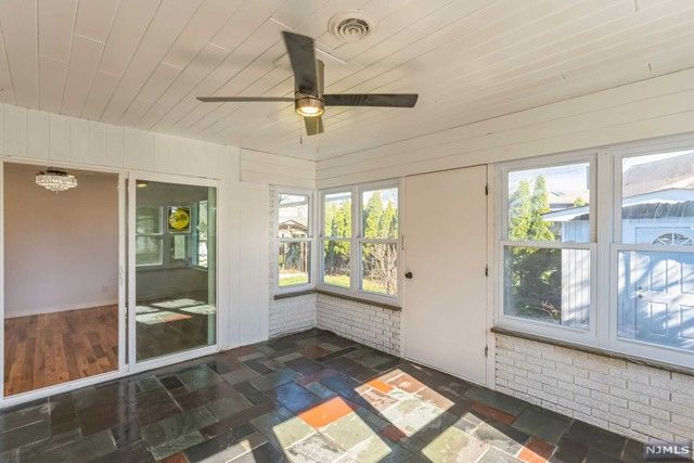 130 Mount Pleasant Avenue, Wallington, NJ 07057