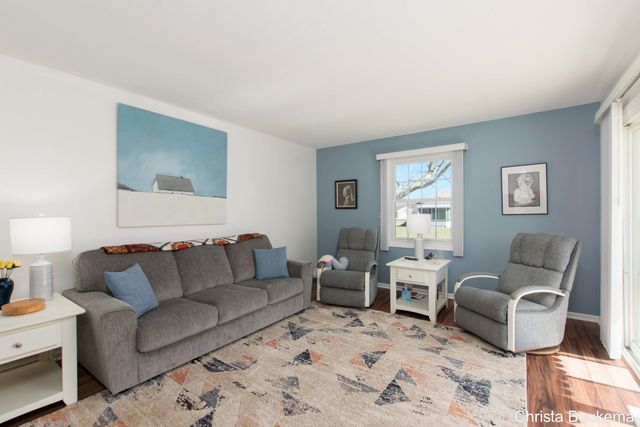 7805 Coachman Lane 61, Georgetown Twp, MI 49428