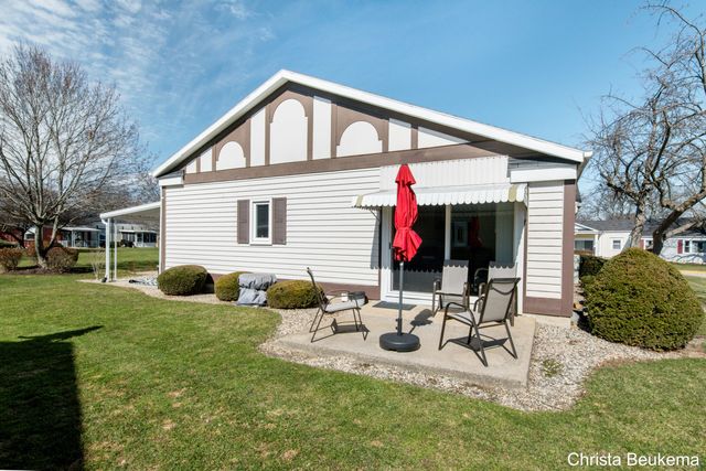 7805 Coachman Lane 61, Georgetown Twp, MI 49428