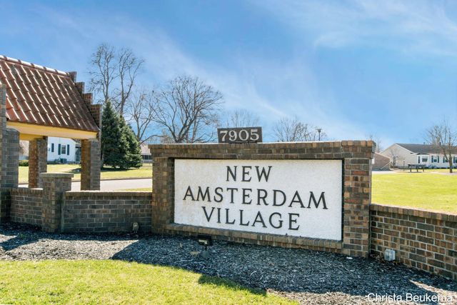 7805 Coachman Lane 61, Georgetown Twp, MI 49428