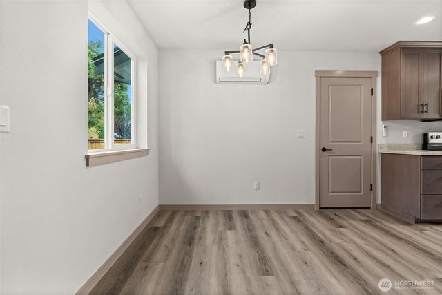 939 E 61st Street, Tacoma, WA 98404