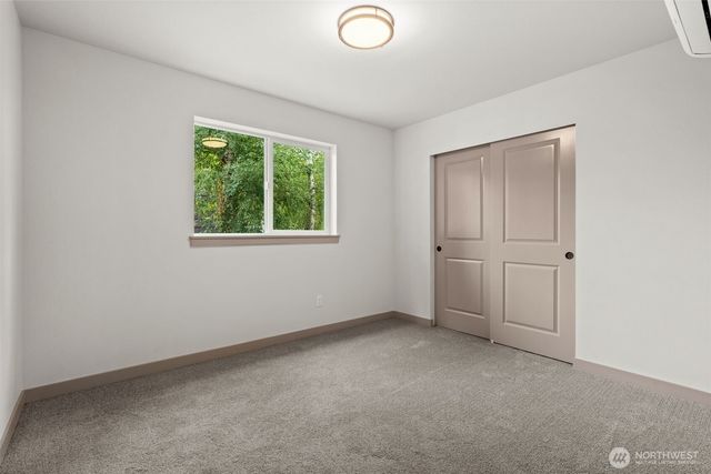 939 E 61st Street, Tacoma, WA 98404
