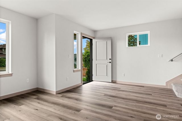 939 E 61st Street, Tacoma, WA 98404