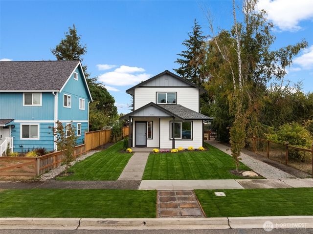 939 E 61st Street, Tacoma, WA 98404