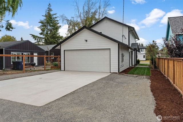 939 E 61st Street, Tacoma, WA 98404