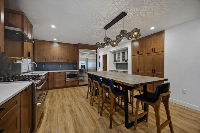 825 Park Drive S, Fargo, ND 58103