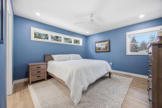 825 Park Drive S, Fargo, ND 58103