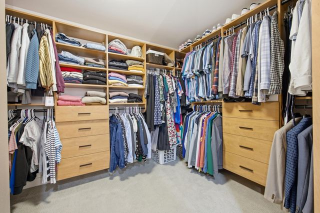 825 Park Drive S, Fargo, ND 58103