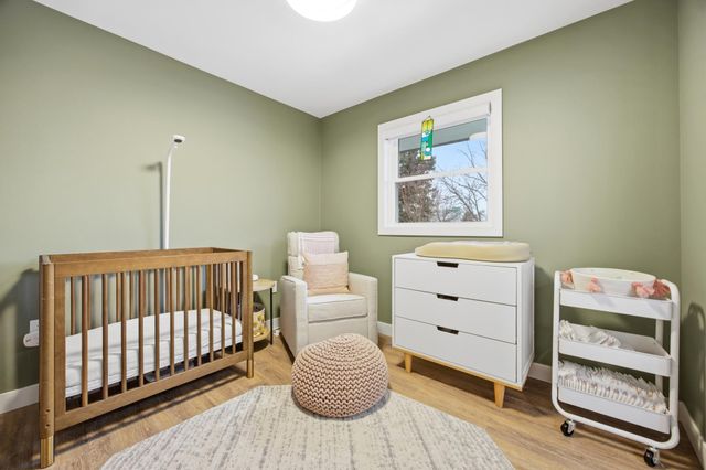 825 Park Drive S, Fargo, ND 58103