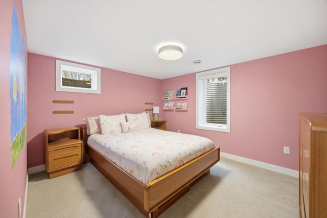 825 Park Drive S, Fargo, ND 58103